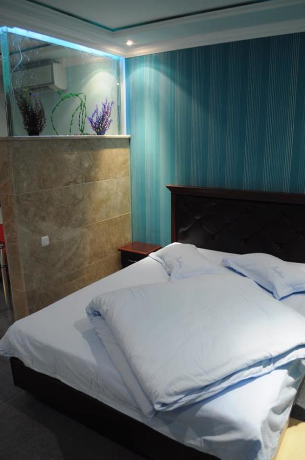 Hotel Apollon Yerevan Ngoại thất bức ảnh